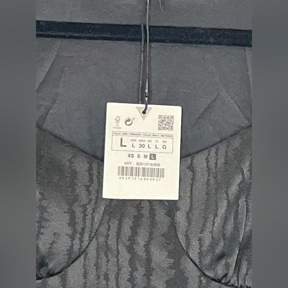 Zara Long Sleeved Crop Top - New with Tags - Black - Large - Picture 5 of 6